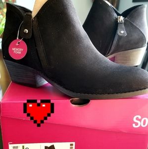 NEW ankle boots sz 8